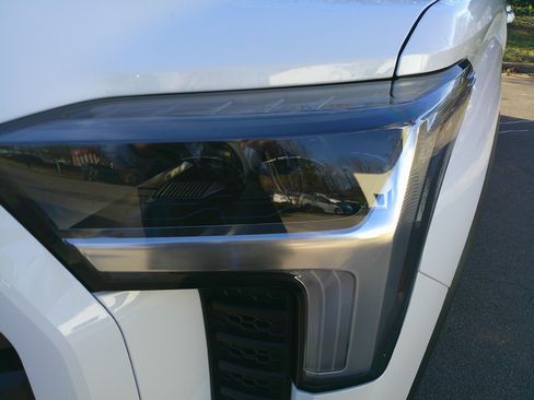 Used 2025 Toyota Tundra SR5 image 6