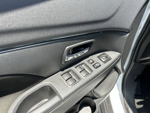 Used 2022 Mitsubishi Outlander Sport LE AWD/4WD image 24