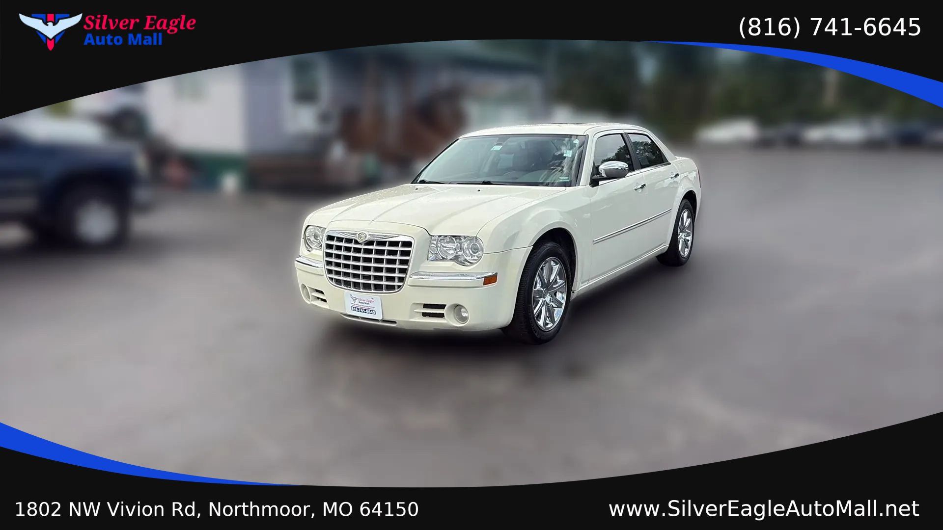 Used 2010 Chrysler 300 Limited RWD image 1
