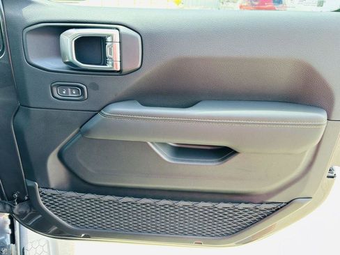 New 2025 Jeep Wrangler Sahara image 28