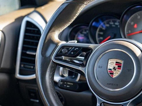 Used 2016 Porsche Cayenne S w/ Premium Plus Package image 28