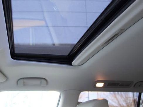 Used 2019 INFINITI QX80 Luxe w/ Proactive Package image 23