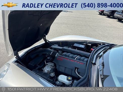 Used 2008 Chevrolet Corvette Coupe w/ Preferred Equipment Group RWD image 12