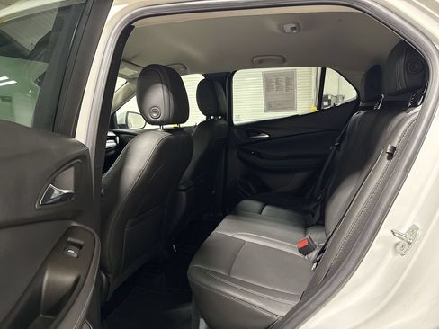 Used 2024 Buick Encore GX Sport Touring AWD/4WD image 22