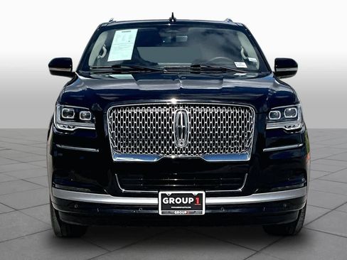 Used 2022 Lincoln Navigator L Reserve RWD image 4