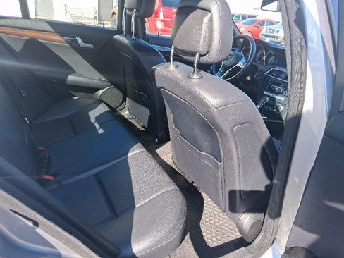 Used 2014 Mercedes-Benz C 300 Sport image 23