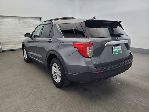 Used 2022 Ford Explorer XLT AWD/4WD image 5