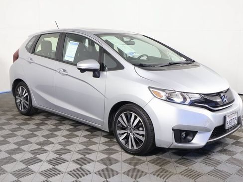 Used 2016 Honda Fit EX image 3