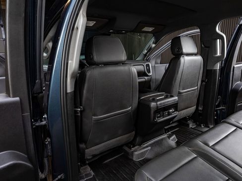 Used 2019 Chevrolet Silverado 1500 LT Trail Boss image 34