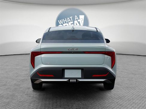 New 2026 Kia K4 LX image 5