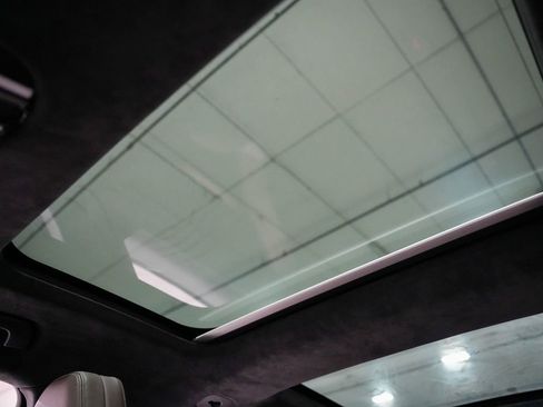 Used 2018 Porsche Panamera Turbo image 27