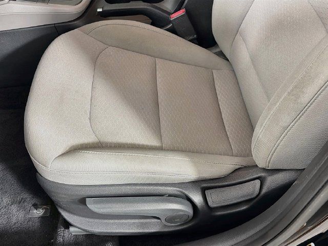 Used 2020 Hyundai Elantra SEL FWD image 23