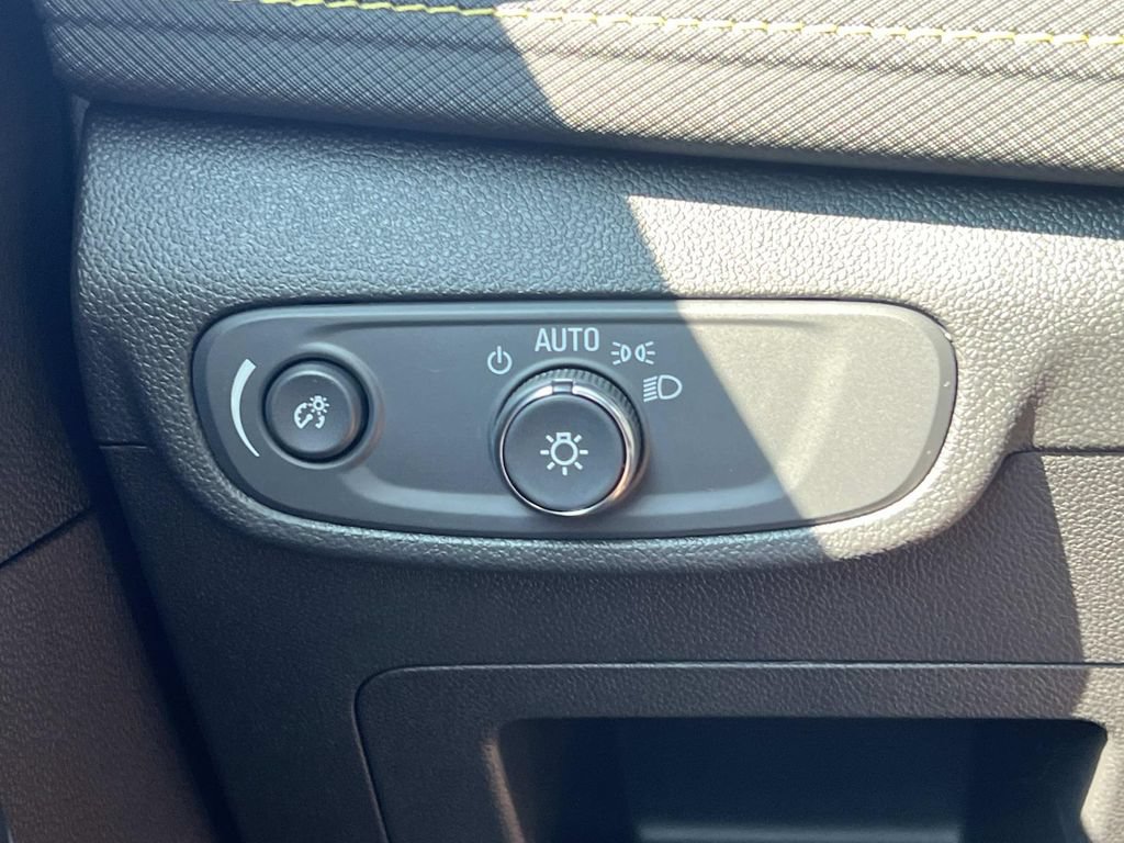 New 2026 Chevrolet TrailBlazer ACTIV w/ Convenience Package FWD image 21