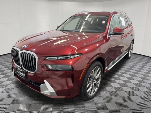 Used 2024 BMW X7 xDrive40i AWD/4WD image 3