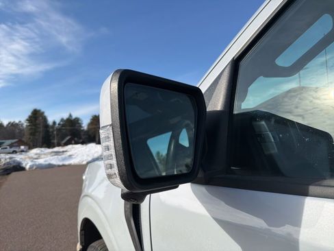 Used 2022 Ford F150 Lariat w/ Equipment Group 502A High image 12