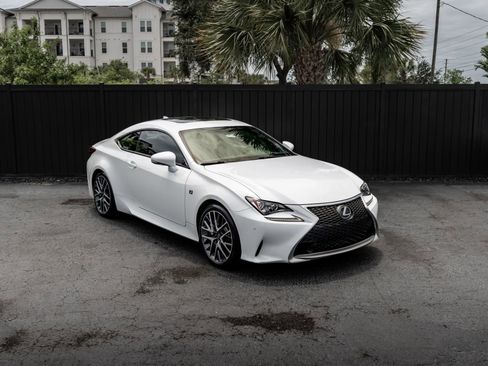 Used 2017 Lexus RC 200t F Sport RWD image 25