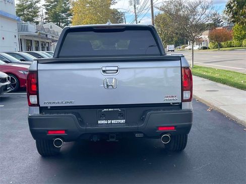 Certified 2023 Honda Ridgeline Sport image 6