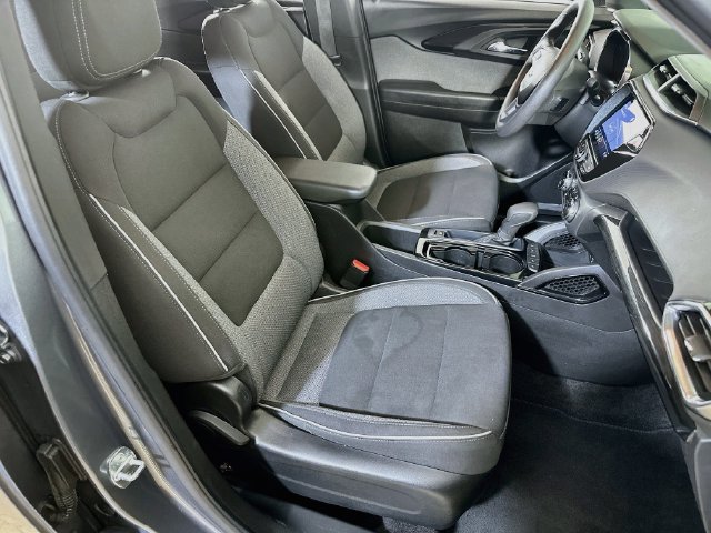 Used 2021 Chevrolet TrailBlazer LT w/ Convenience Package FWD image 15