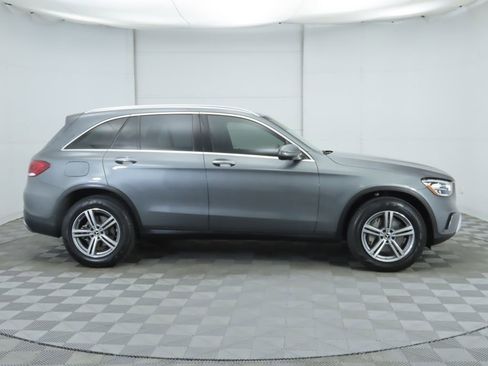 Certified 2021 Mercedes-Benz GLC 300 4MATIC image 4