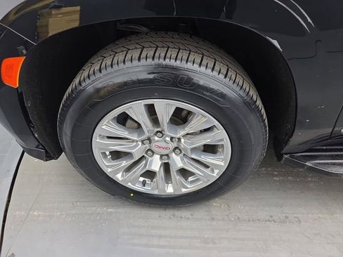 Used 2024 GMC Yukon Denali image 15