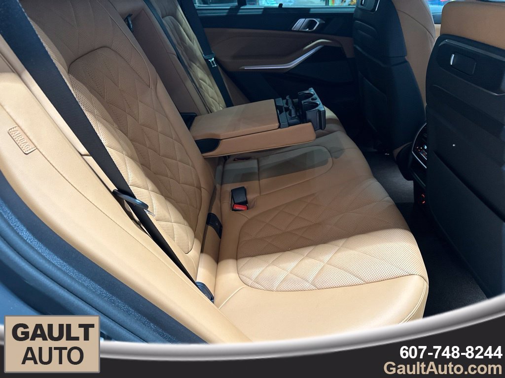 Used 2025 BMW X5 xDrive40i w/ Executive Package AWD/4WD image 20