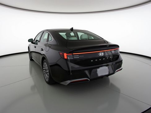 Used 2025 Hyundai Sonata SEL image 6