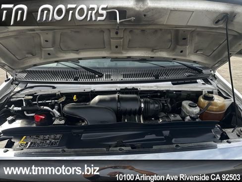 Used 2011 Ford E-350 and Econoline 350 XLT image 19