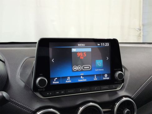 Used 2025 Nissan Sentra SV image 28