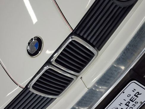 Used 1987 BMW 325i Convertible image 37