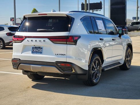 Used 2025 Lexus LX 700h Overtrail w/ Accessory Package (Z1) image 7