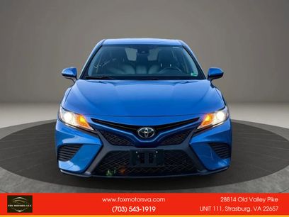 Used 2019 Toyota Camry SE w/ Carpet Mat Package