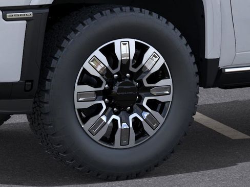 New 2026 GMC Sierra 3500 Denali image 9