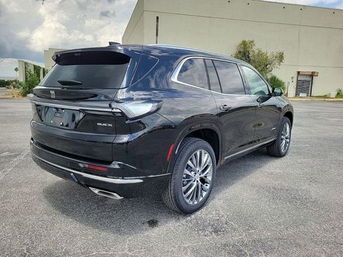 New 2026 Buick Enclave Avenir w/ Super Cruise Package FWD image 5