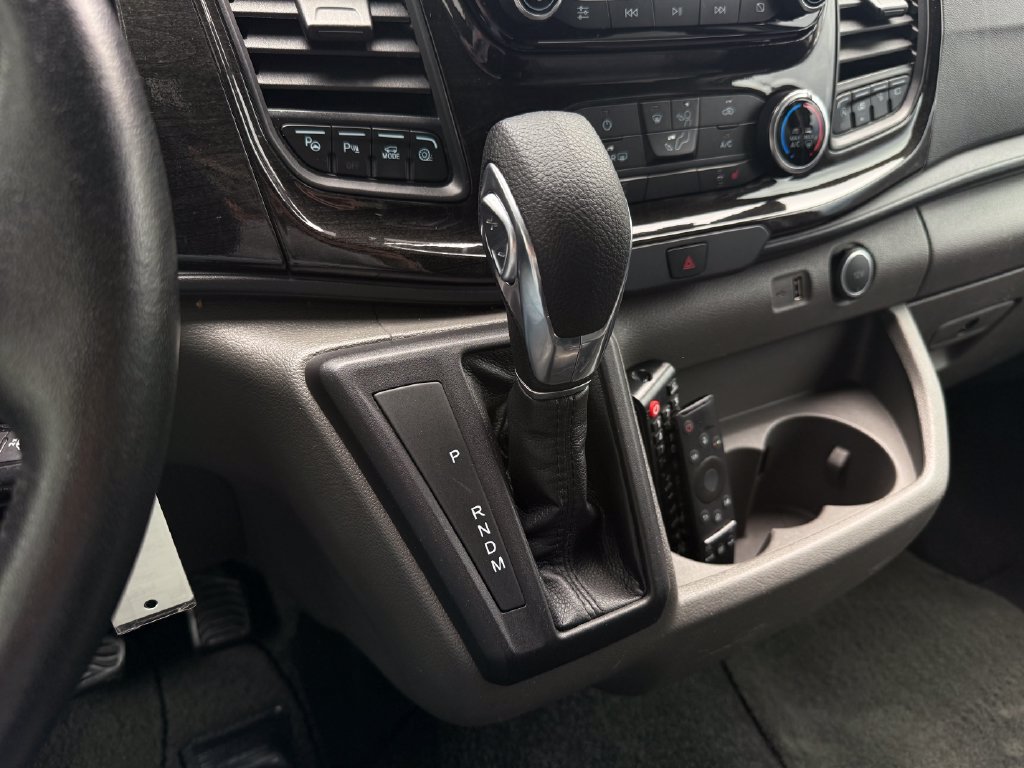 Used 2021 Ford Transit 250 Medium Roof AWD image 27