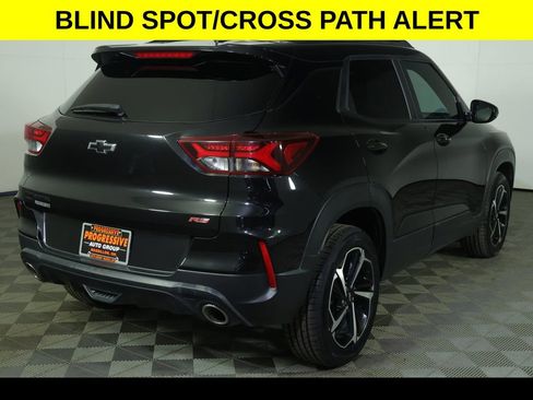 Used 2023 Chevrolet TrailBlazer RS w/ Convenience Package image 12
