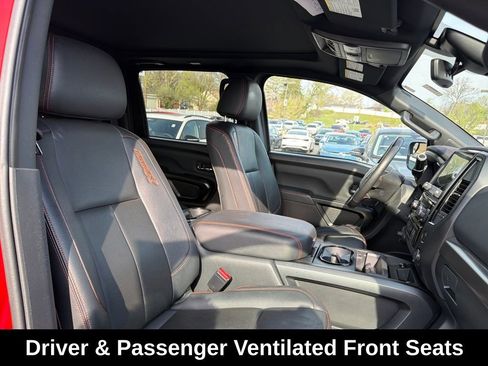 Used 2024 Nissan Titan PRO-4X w/ Pro-4x Convenience Package AWD/4WD image 40