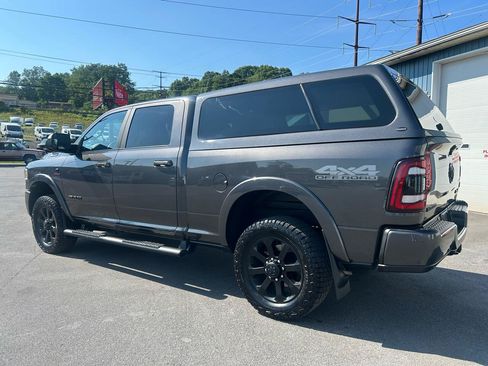Used 2022 RAM 2500 Laramie AWD/4WD image 3
