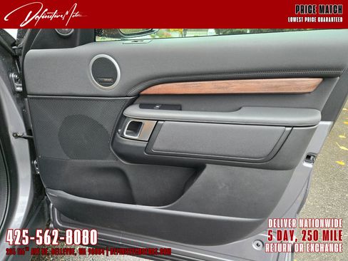 Used 2020 Land Rover Discovery HSE image 20