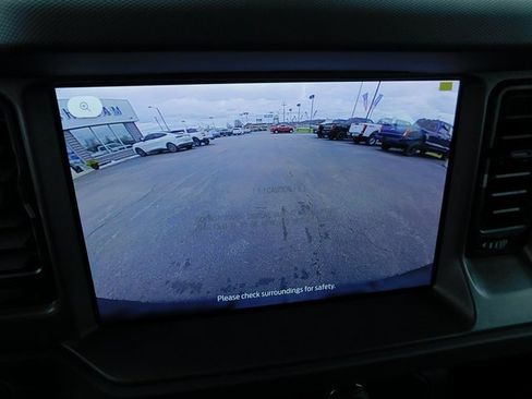 New 2025 Ford Bronco 4-Door image 30