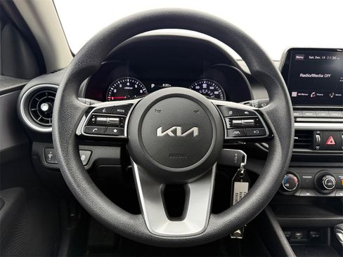 Certified 2023 Kia Forte LXS w/ LXS Technology Package image 12