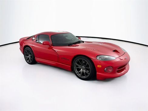 Used 1997 Dodge Viper GTS image 3
