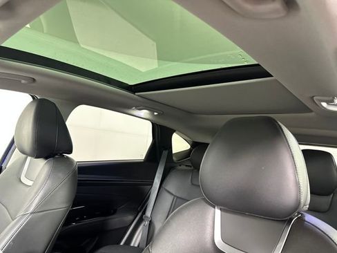 Certified 2022 Hyundai Tucson Limited image 12