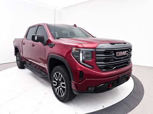 Used 2023 GMC Sierra 1500 AT4 w/ AT4 Preferred Package AWD/4WD image 29