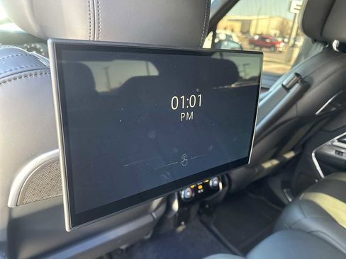 Used 2024 Land Rover Range Rover Autobiography image 25