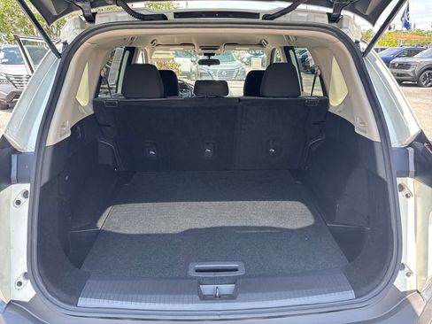 Used 2021 Nissan Rogue SV FWD image 26