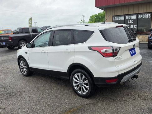 Used 2017 Ford Escape Titanium w/ Equipment Group 301A AWD/4WD image 2
