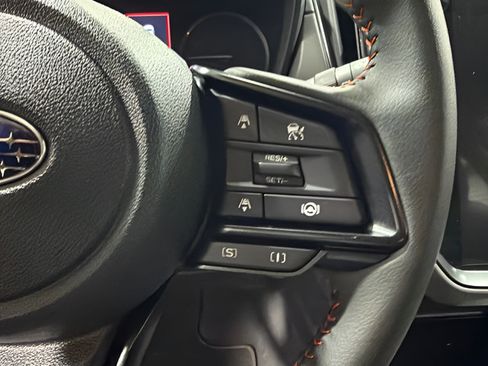 Certified 2025 Subaru Crosstrek 2.5i Limited w/ Crosstrek Mirror Package AWD/4WD image 17