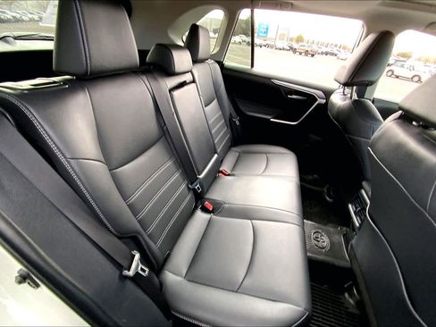 Used 2025 Toyota RAV4 XLE Premium image 16