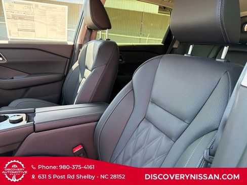 New 2026 Nissan Rogue Platinum w/ Platinum Premium Package AWD/4WD image 14