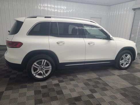 Used 2021 Mercedes-Benz GLB 250 4MATIC image 11